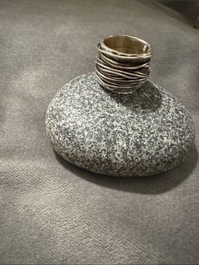 Sterling silver ring. Artistic detail